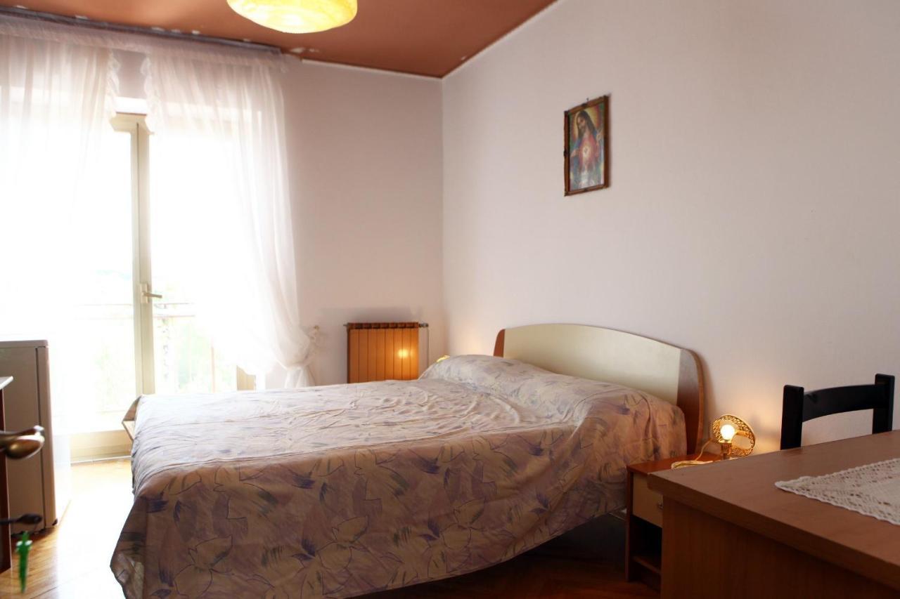 Rooms Torcello - With Shared Bathroom بورتوروز المظهر الخارجي الصورة