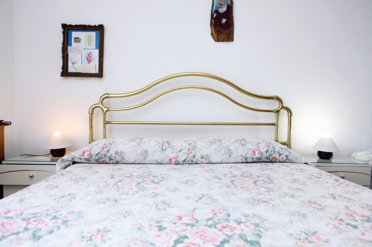 Rooms Torcello - With Shared Bathroom بورتوروز المظهر الخارجي الصورة